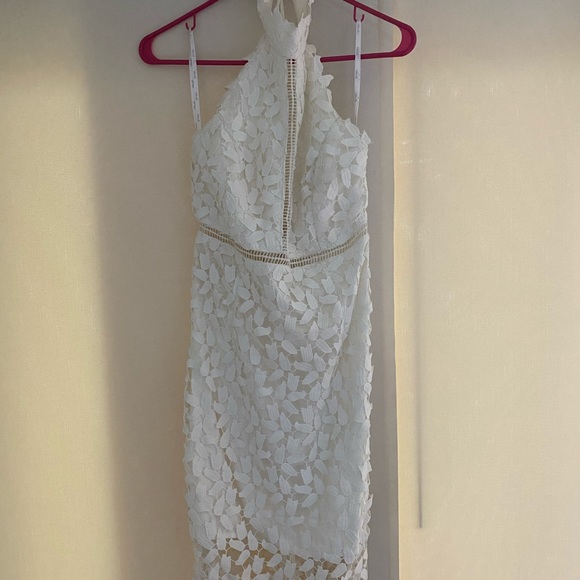 Gemma Halter Lace Sheath Dress by Bardot - Picture 3 of 4